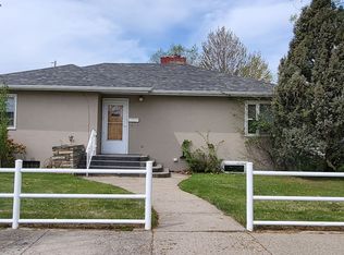 305 S Custer Ave, Miles City, MT 59301