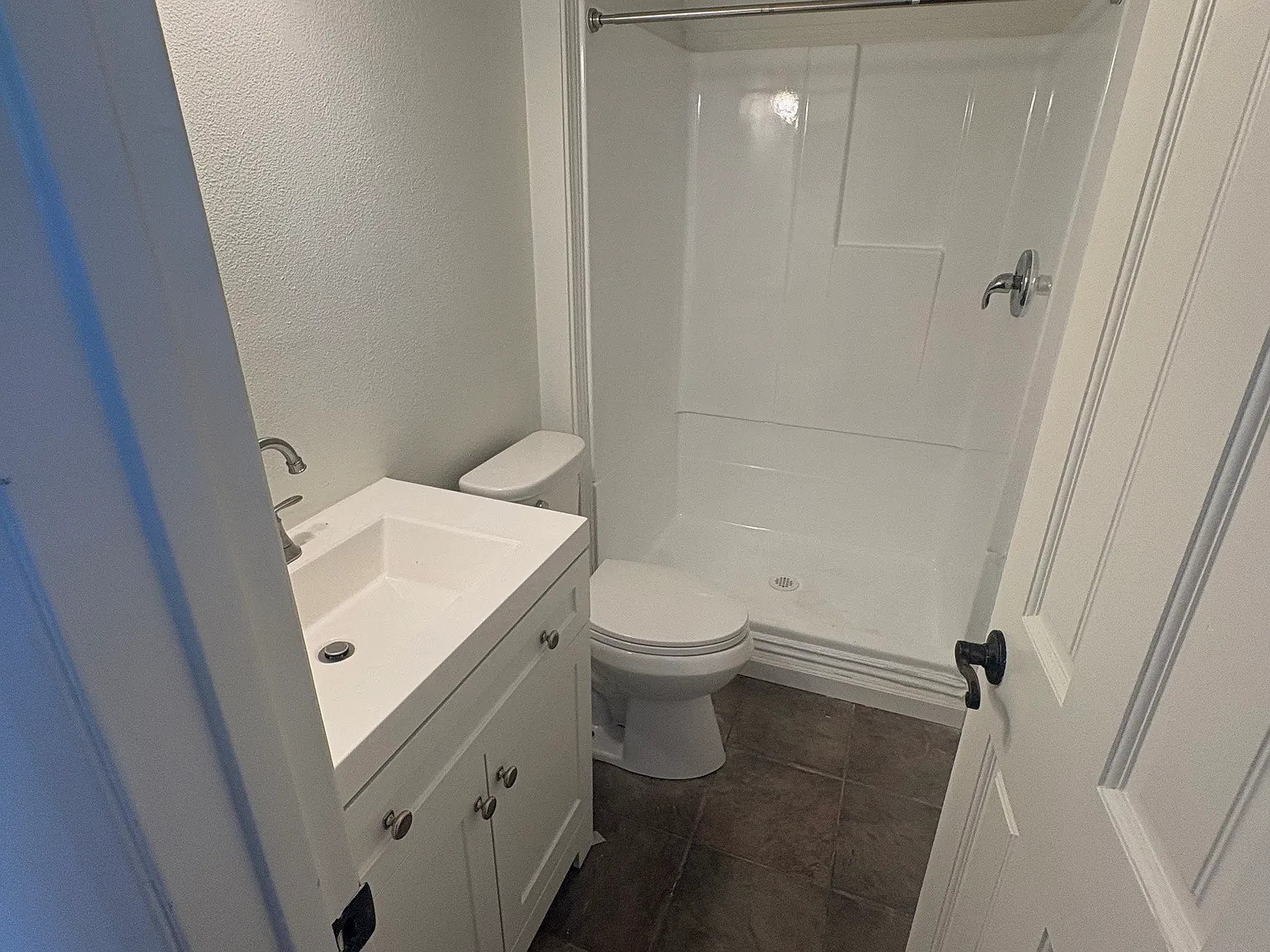3 bed, 1288 sqft, $4,100 — Photo 4
