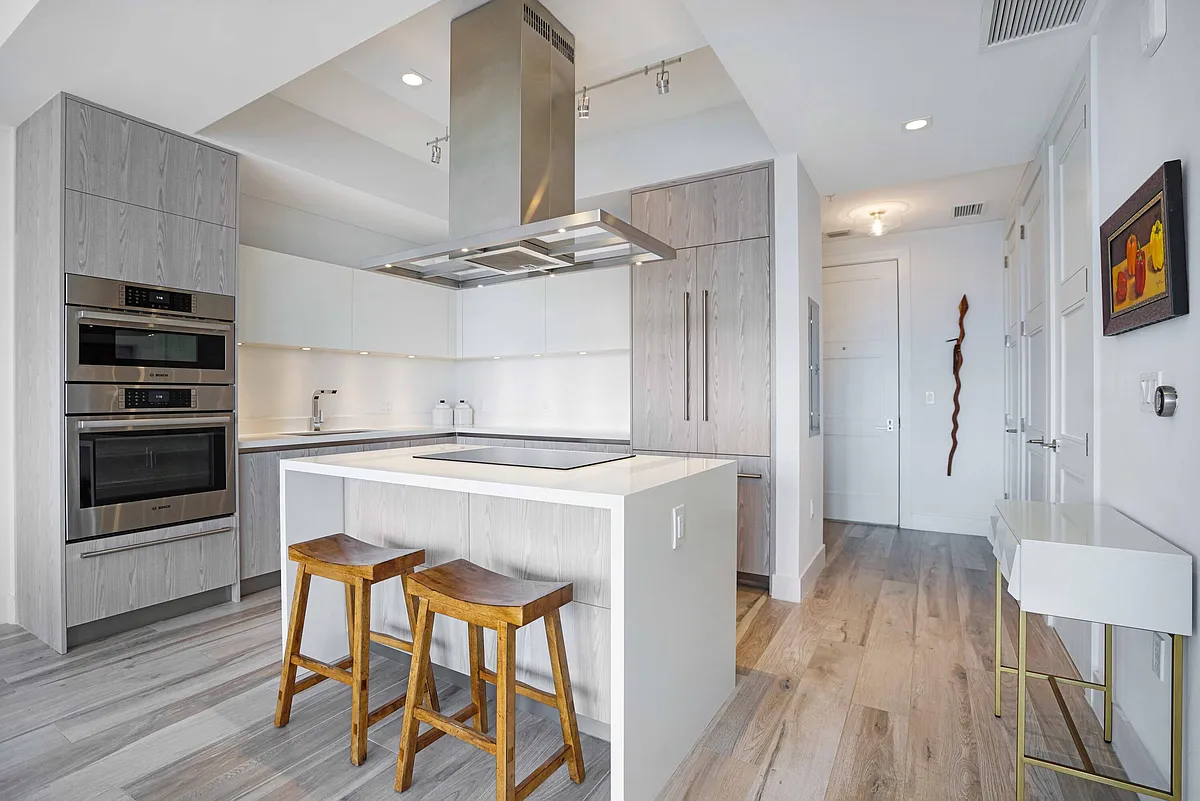 Building Photo - 155 E Boca Raton Rd #912
