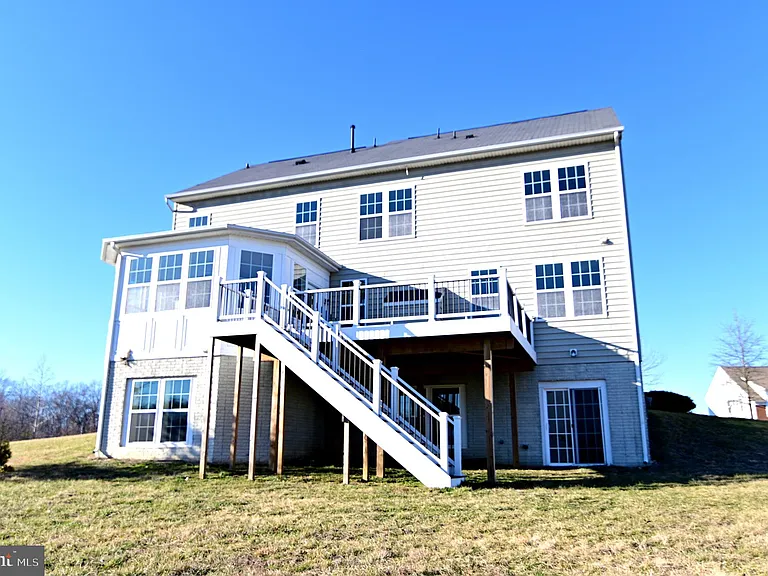 7001 Chaptico Ct — Photo 4