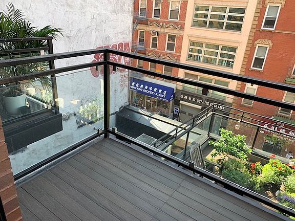 3rd image of 227 Grand St APT 7D