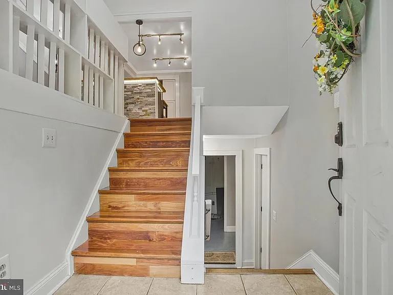 6162 Forty Winks Way — Photo 2