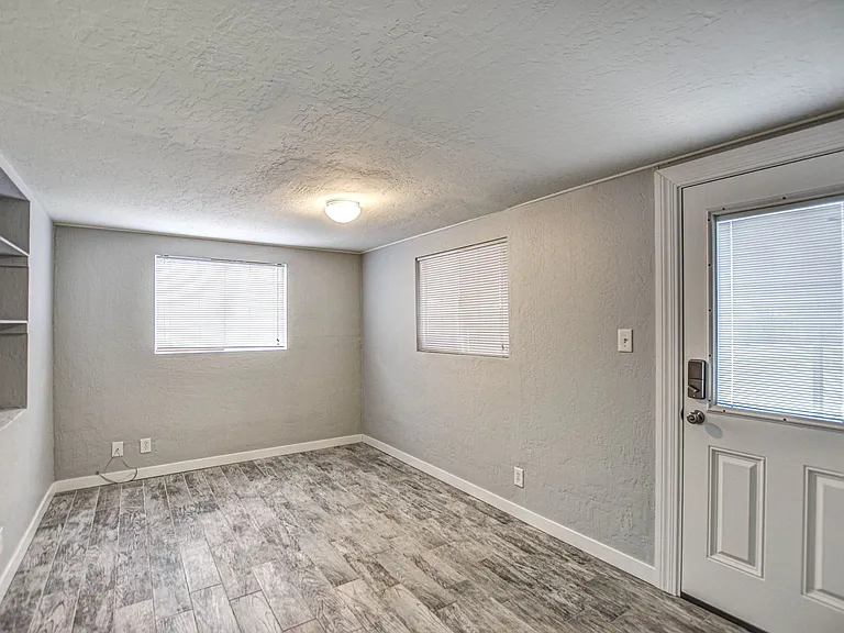 Vintage Ranch Home — Photo 29