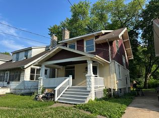 212 E Thrush Ave, Peoria, IL 61603