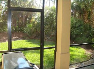 340 Chambord Ter #1, Palm Beach Gardens, FL 33410