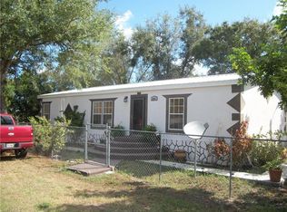 698 6th St, Moore Haven, FL 33471