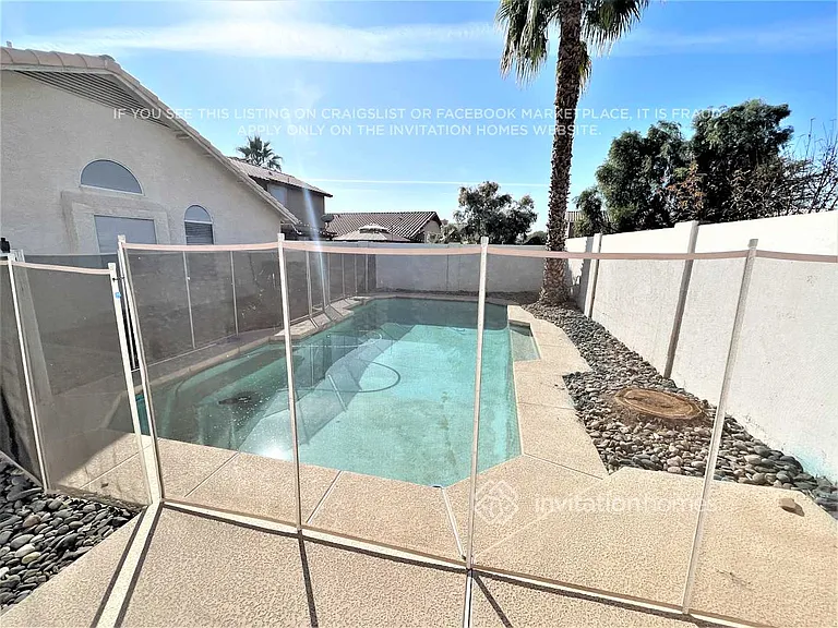 2424 N 125th Dr — Photo 6