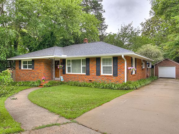 4th image of 1307 Pine Dr NW