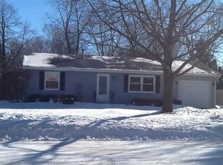 1626 Willow St, Sycamore, IL 60178