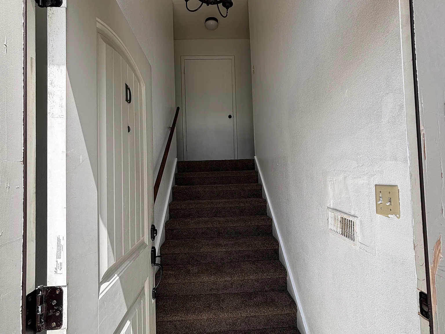 3 bed, 1190 sqft, $1,375 — Photo 3