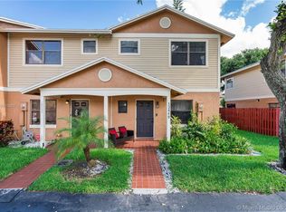 10449 NW 6th St #10449, Hollywood, FL 33026