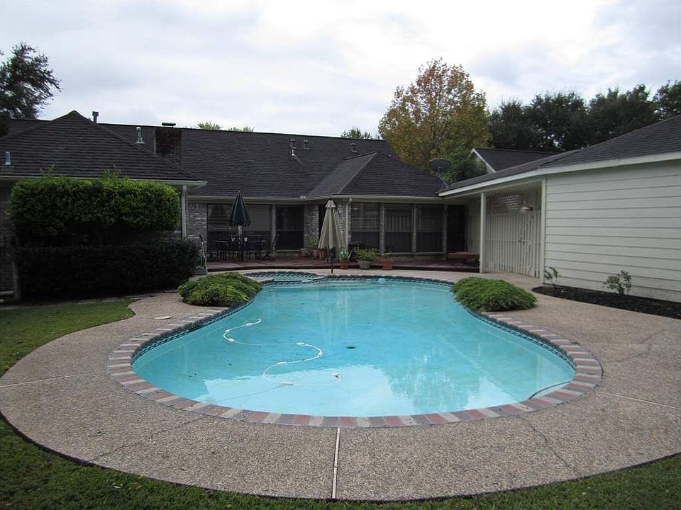 2nd image of 15414 Rio Plaza Dr