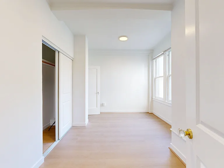 1801 California St #505 — Photo 8
