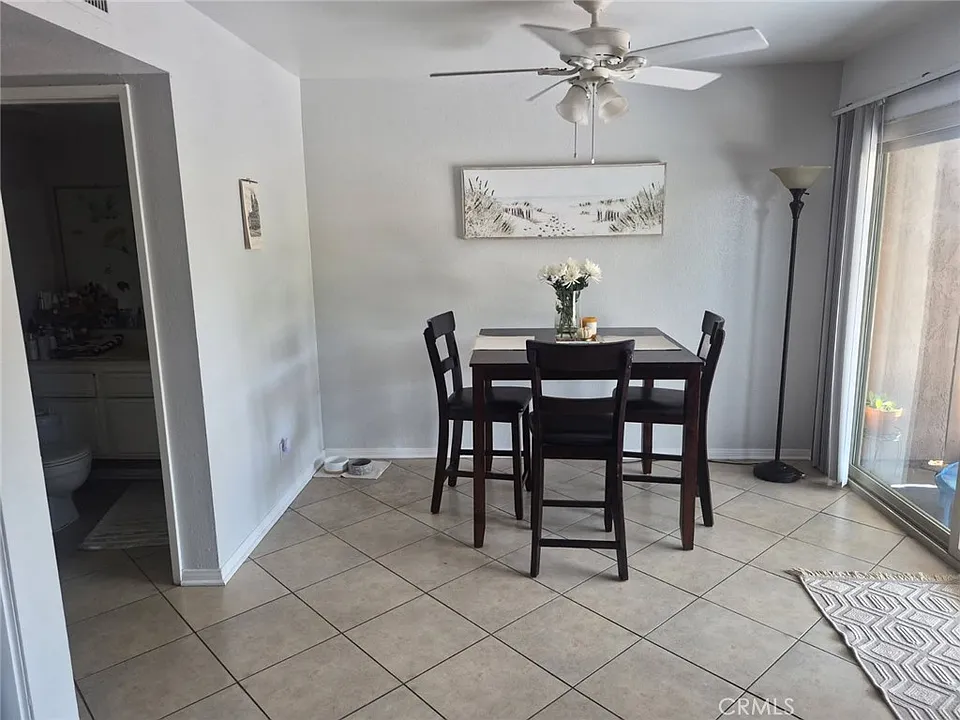 11490 Whittier Ave