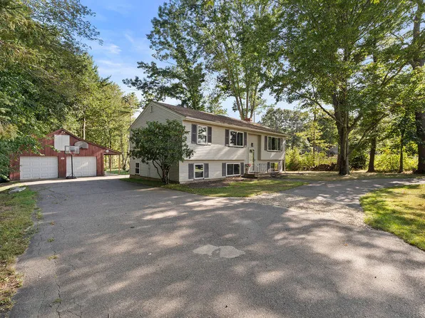 71 Bradstreet Lane, Eliot, ME 03903