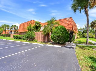 8337 N Coral Cir, Pompano Beach, FL 33068