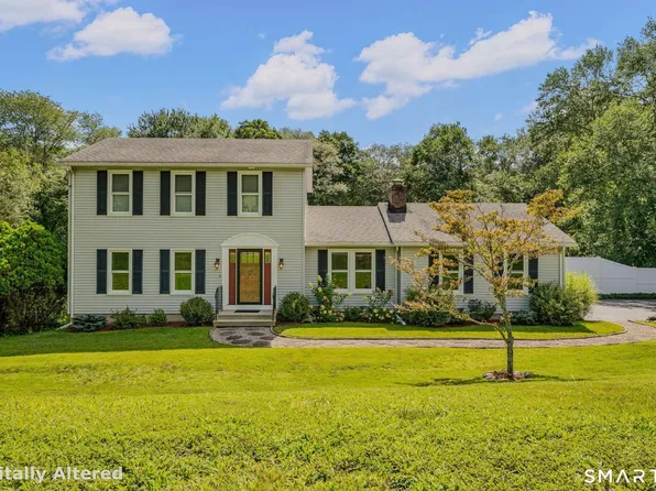 90 Anthony Road, North Stonington, CT 06359