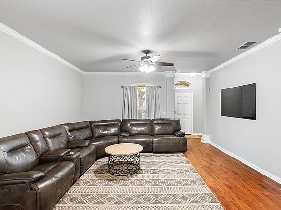 5th image of 6025 Natchez Dr