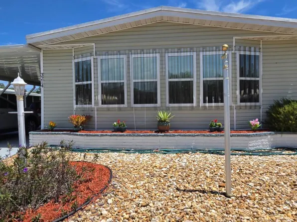 3214 Bay Aristocrat Dr, Sarasota, FL 34234