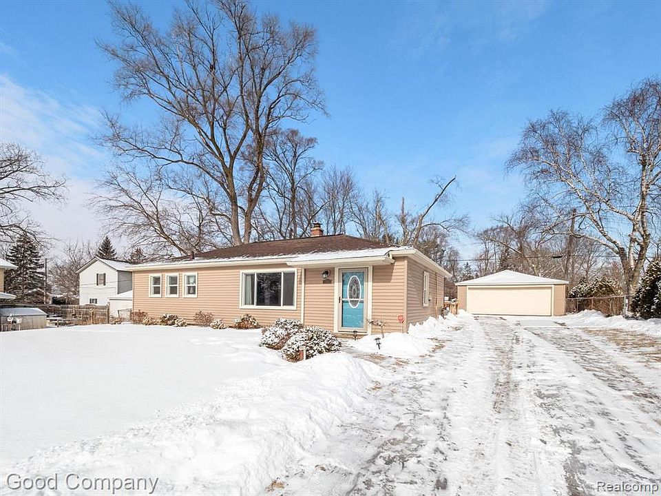 220 Wanda St, Wolverine Lake, MI 48390 Zillow