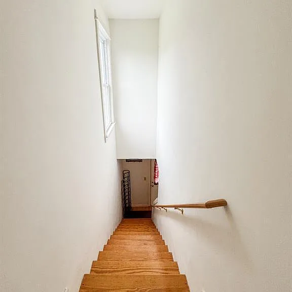 174 Jordan Ave #2 — Photo 4