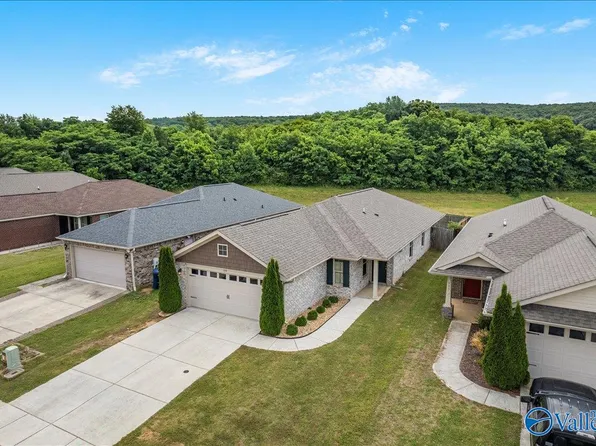 135 Brooklawn Dr, Harvest, AL 35749