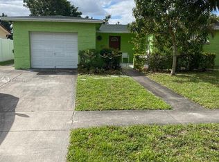 6490 SW 10th St, North Lauderdale, FL 33068