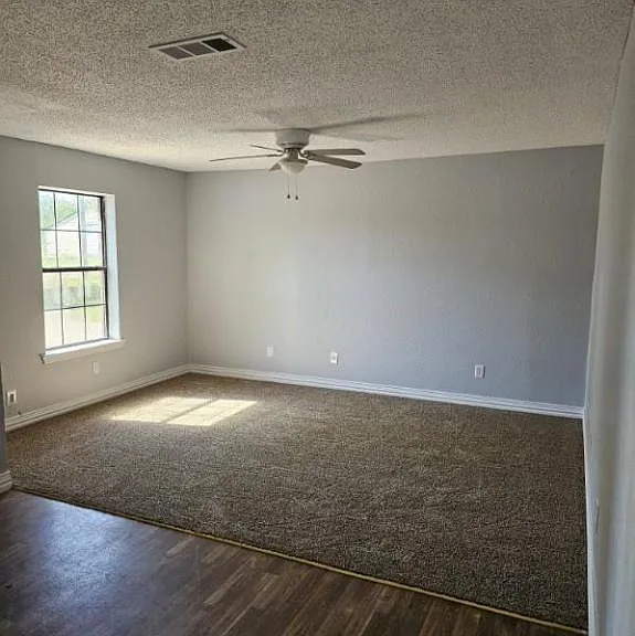 401 S 1st St #2 — Photo 3