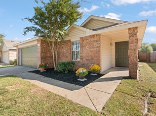 1129 Cottonwood Dr, Crowley, TX 76036