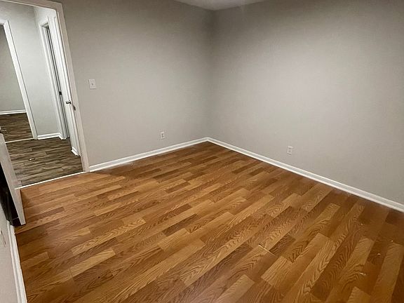 4th image of 605 Culbreth Ave APT C