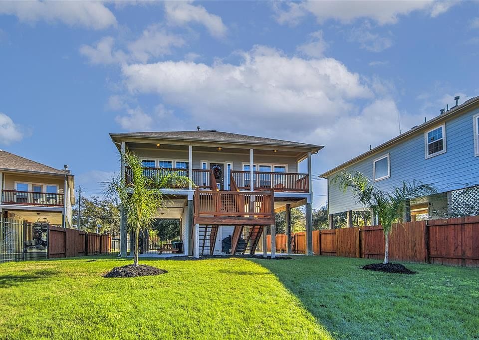 1st image of 2713 N Meyer Avenue