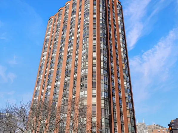 899 S Plymouth Ct APT 709, Chicago, IL 60605