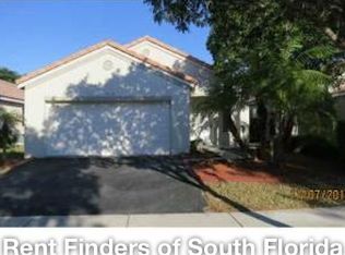 4318 Dogwood Cir, Weston, FL 33331