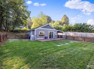 1564 SW Cook Rd, Pt Orchard, WA 98367