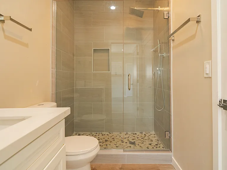 5041 Art St — Photo 32