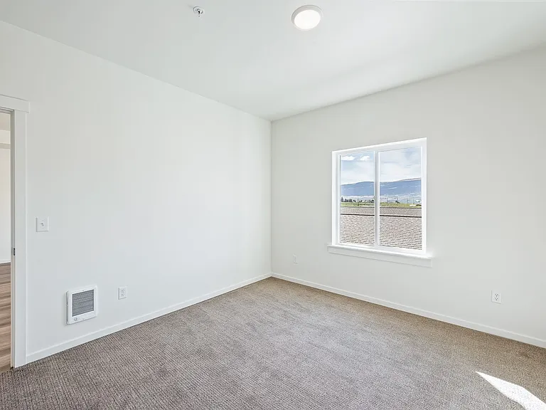 Gateway Apartments — Photo 16