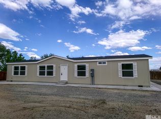6 Smoke Tree Ln, Yerington, NV 89447