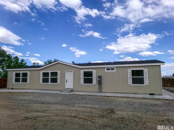 6 Smoke Tree Ln, Yerington, NV 89447