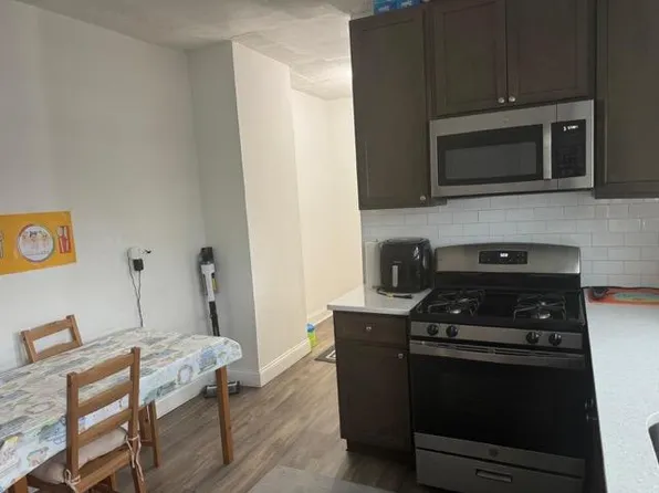 647 Anderson Avenue image 3 of 14