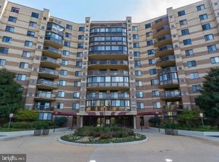 8380 Greensboro Dr APT 323, Mc Lean, VA 22102