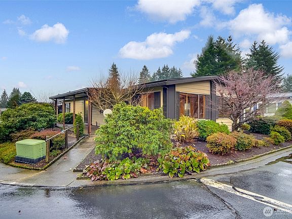 2nd image of 201 Union Avenue SE #112