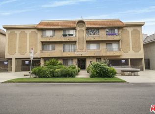 2332 S Bentley Ave, Los Angeles, CA 90064