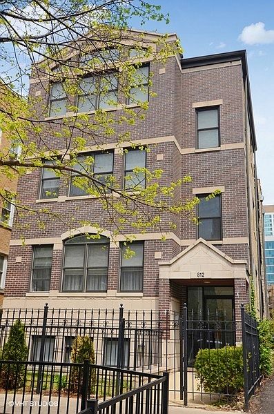 1st image of 812 W Waveland Ave #3W