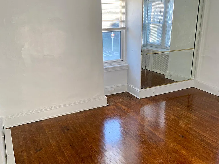 504 E Johnson St #3 — Photo 7