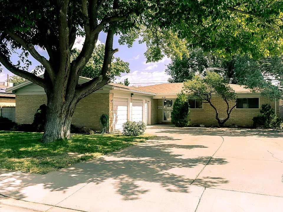 1st image of 416 Alvarado Dr NE