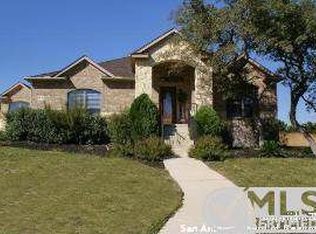 9215 Saucedo Dr, Helotes, TX 78023