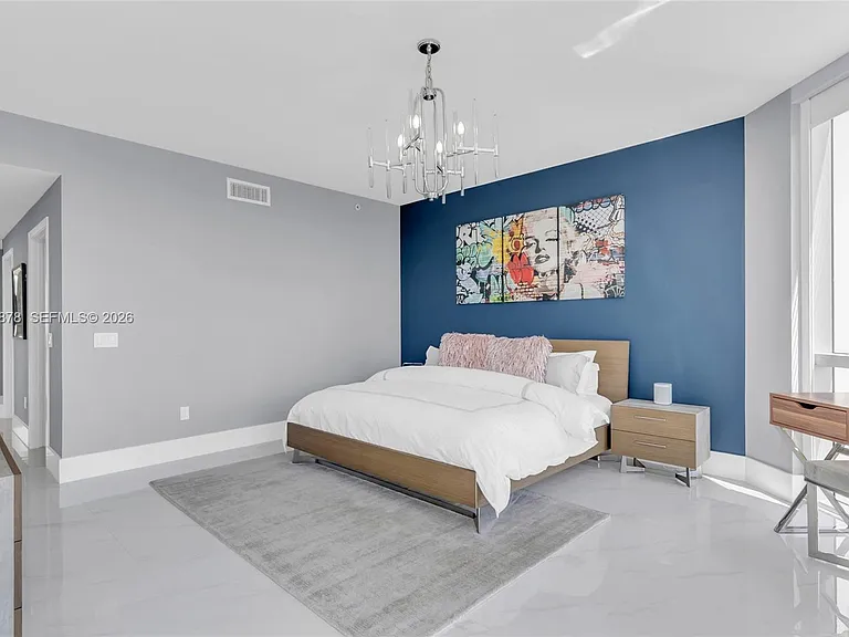 17111 Biscayne Blvd #602 — Photo 9