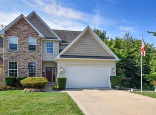 33835 Crown Colony Dr, Avon, OH 44011