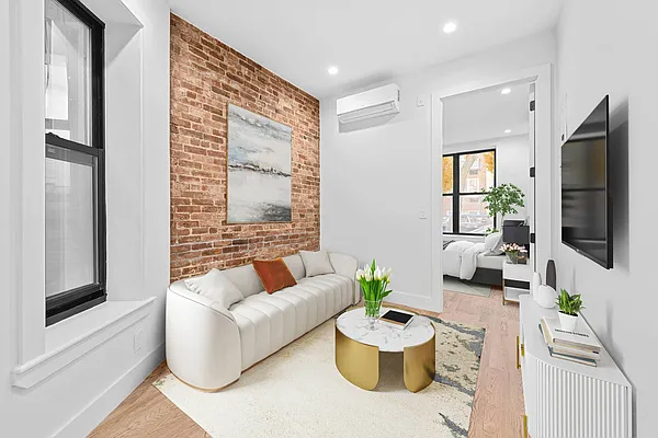 Rented by Compass | media 2