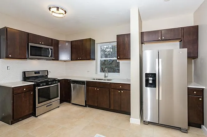 6821 S Dante Ave #2 — Photo 3